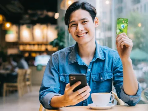 Quản lý tài chính thời sinh viên: Dùng thẻ tín dụng có nên không?