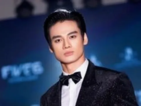 Minh Khắc thay Hà Quang Trung thi Mister Supranational phút 89