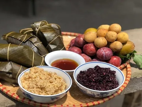 Tại sao Tết Đoan Ngọ lại ăn cơm rượu?