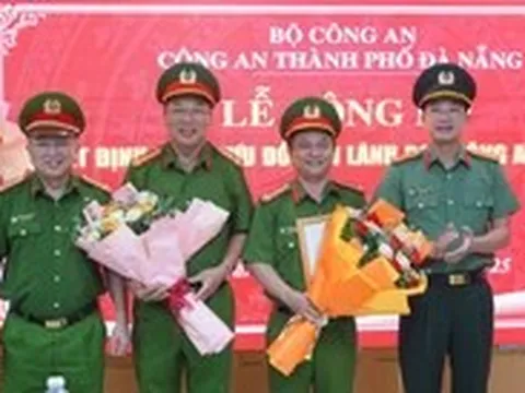 2 phó giám đốc Công an Đà Nẵng nghỉ hưu trước tuổi