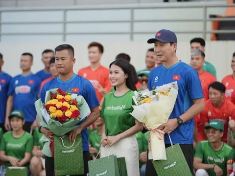 Herbalife Việt Nam tiếp tục phối hợp cùng Liên đoàn Bóng đá Việt Nam