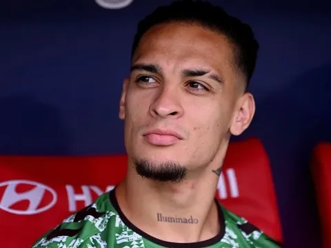 Lời chia tay đầy cảm xúc của Antony với Real Betis