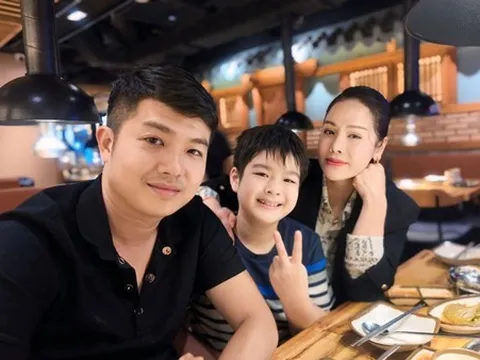 Ca sĩ Nhật Kim Anh và chồng cũ lưu lại khoảnh khắc khi tái ngộ