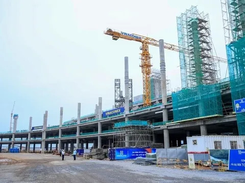 Dự án Việt Nam vừa lập kỷ lục thế giới, sắp đón đại bàng lớn nhất toàn cầu: Gói thầu quan trọng nhất có tín hiệu mới, 5.000 người thi công thần tốc