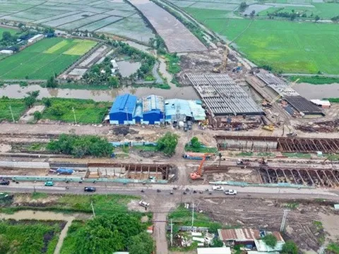 Đề xuất 102 sà lan được cấp mã QR chở cát cho Vành đai 3