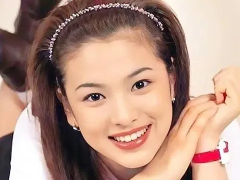 Song Hye Kyo tuổi đôi mươi giản dị, đẹp mộc đến nao lòng