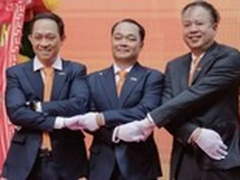 Người Việt ồ ạt mở tài khoản, quỹ ngoại săn mua cổ phần công ty chứng khoán
