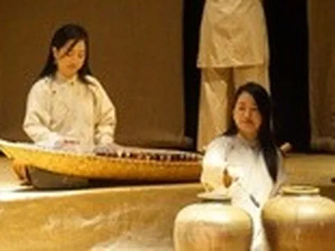 Nghe 'GOm show' độc lạ từ… chum, vại, niêu gốm