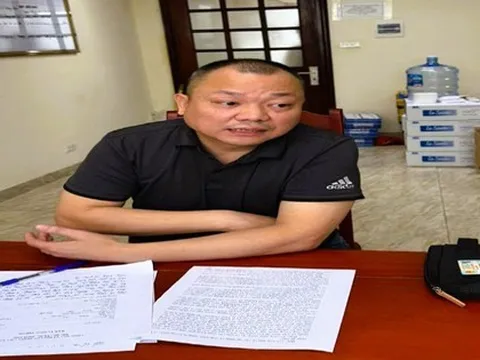Bắt "ông trùm" đường dây buôn lậu giả mạo các nhãn hiệu nổi tiếng