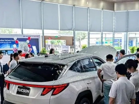 Thị trường ô tô trong nước vẫn chưa thể bật tăng