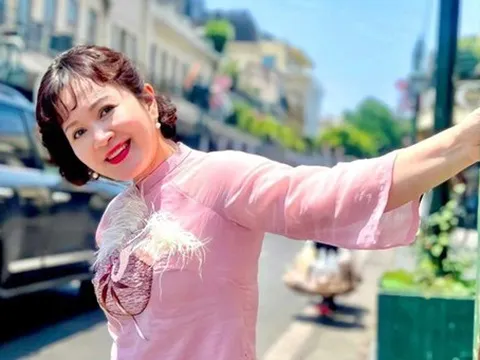 NSND Minh Hòa: Nghỉ hưu vẫn trẻ trung hết nấc, hạnh phúc nức tiếng