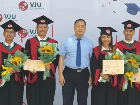 Chuyên gia lí giải việc nhiều trường đại học bỏ tổ hợp C00