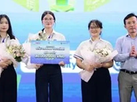 Đội FinHer Trường đại học Kinh tế - Luật chiến thắng game show Đấu trường tài chính