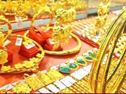 Giá vàng hôm nay 15/6: Vàng thế giới tiếp tục tăng