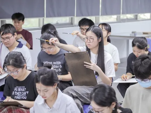 Một trường đại học 'chơi lớn', dành hơn 70 tỷ trao học bổng cho tân sinh viên