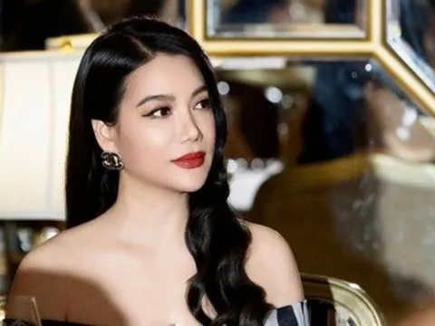 Mỹ nhân tài sắc của showbiz Việt sở hữu penthouse 300m2, qua 1 lần đò, U50 vẫn trẻ trung, bốc lửa