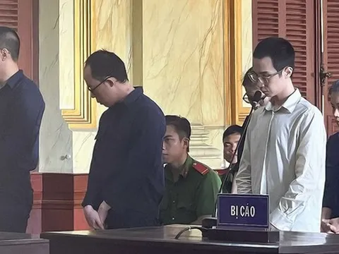 Nhân viên ngân hàng nhờ đồng nghiệp hỗ trợ để chiếm đoạt hơn 5,2 tỉ đồng