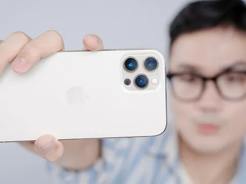 Lần đầu tiên đại lý chơi lớn: Dùng thử điện thoại iPhone 1 tháng không ưng trả lại, chuyện gì vậy?