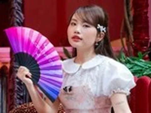 Clip Phương Mỹ Chi hóa thân Na Tra gây sốt; Angelababy kiện vu khống ngoại tình