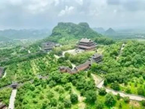 Xuân Trường đề xuất đầu tư sân bay để đưa Ninh Bình thành 'trung tâm du lịch cả nước'