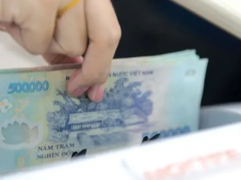 Ngày 24/6: Tỷ giá trung tâm tăng 30 đồng