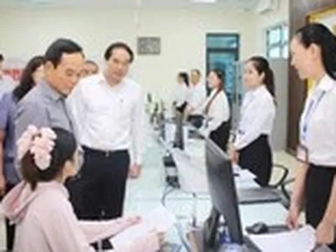 Xem xét giải quyết chế độ, chính sách cho gần 2.000 cán bộ, công chức ở Lào Cai và Yên Bái