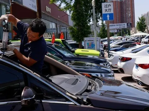 Gắn mác ‘second hand’ cho gần nửa triệu xe mới tinh rồi xuất khẩu ồ ạt ra thế giới, láng giềng Việt Nam đang tính toán điều gì?