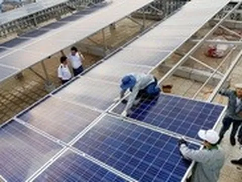 Lần đầu tiên Việt Nam có dự án điện mặt trời lắp ở ban công