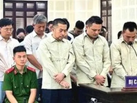 Tuyên án đường dây lập trăm công ty ‘ma’, bán ra cả trăm ngàn hóa đơn trái phép