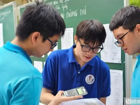 Đáp án môn Toán thi tốt nghiệp THPT 2025 mã đề 0120 nhanh nhất, đầy đủ nhất