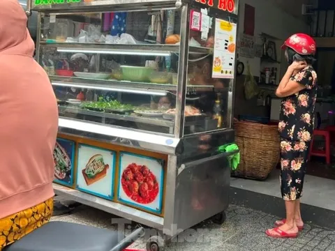 Quán ăn, hàng rong nói tăng giá 'do thuế', hóa đơn điện tử áp dụng với trường hợp nào?