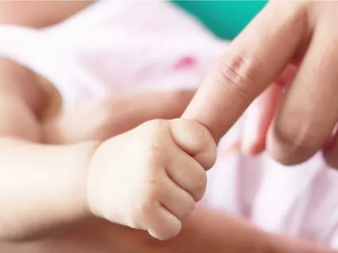 Cấp cứu thành công bé gái 3 tháng tuổi bị người thân xâm hại