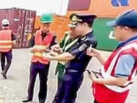 Hải quan phát hiện đường dây làm nhái thuốc lá 'khủng', bắt nhiều vụ buôn lậu lớn