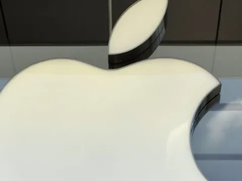 Vừa triệt phá đường dây buôn sạc Apple 'nhái' quy mô hàng trăm tỷ đồng: Thu giữ hơn 373.000 bộ sạc đang chuẩn bị tuồn ra thị trường, xuất xứ chủ yếu từ Trung Quốc
