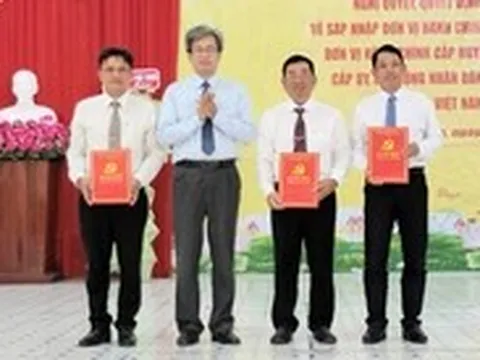 Ai là bí thư, chủ tịch 102 xã, phường và đặc khu của tỉnh An Giang?
