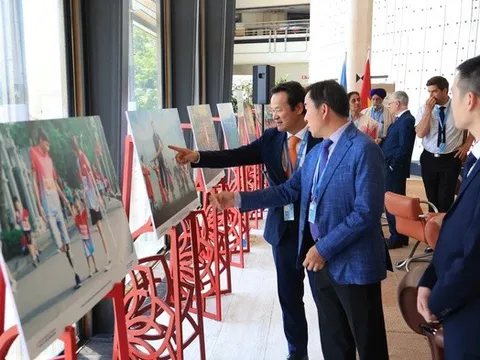Việt Nam ghi điểm tại Liên Hợp Quốc bằng triển lãm đậm chất văn hóa, nhân văn