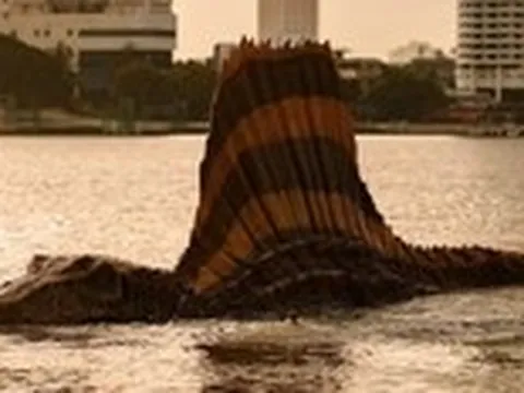 Thái Lan đem khủng long Spinosaurus ra sông Chao Phraya, người dân choáng khi xem loài tiền sử