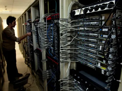 Iran đã cắt Internet cả nước như thế nào?
