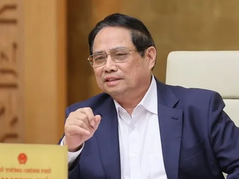 Thủ tướng yêu cầu NHNN khẩn trương xem xét gỡ bỏ công cụ room tín dụng, điều hành theo cơ chế thị trường