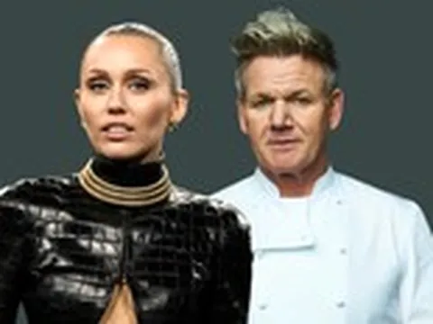 Miley Cyrus, đầu bếp Gordon Ramsay nhận sao trên Đại lộ Danh vọng Hollywood