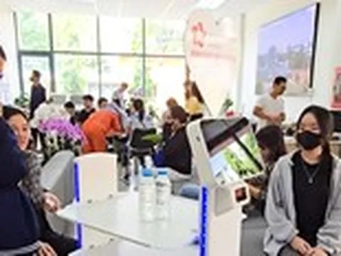 Hết 'hành là chính'