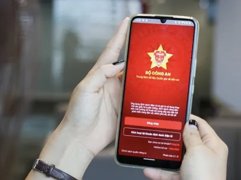 Hướng dẫn tích hợp giấy phép lái xe vào ứng dụng VNeID, yên tâm cất bản cứng ở nhà