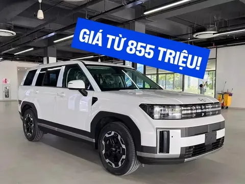 Giá Hyundai Santa Fe chạm ‘đáy’, bản tiêu chuẩn còn 855 triệu đồng, rẻ ngang Toyota Corolla Cross