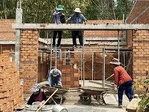 Tranh luận nên bỏ hay giữ thủ tục hoàn công