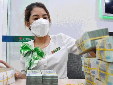 Bỏ room tín dụng: Cơ hội kèm thách thức