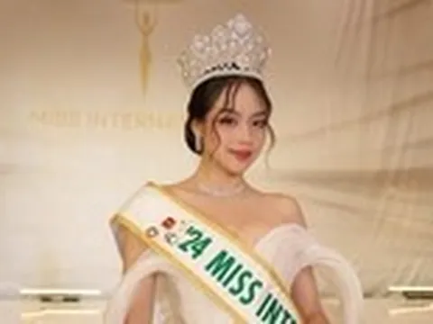 Hoa hậu Thanh Thủy đến Mỹ dự Miss US International