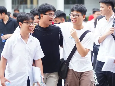 Công bố đáp án chính thức các môn thi tốt nghiệp THPT 2025