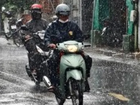 Thời tiết hôm nay 8-7: Bắc Bộ ngày nắng nóng, Nam Bộ mưa rào chiều tối