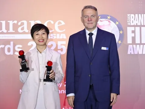 OPES đạt cú đúp tại giải thưởng quốc tế Insurance Asia Awards 2025