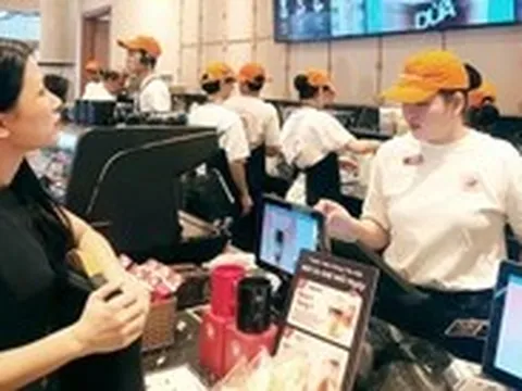 Muốn tăng trưởng nhanh, Việt Nam phải chuẩn bị cho già hóa dân số sớm